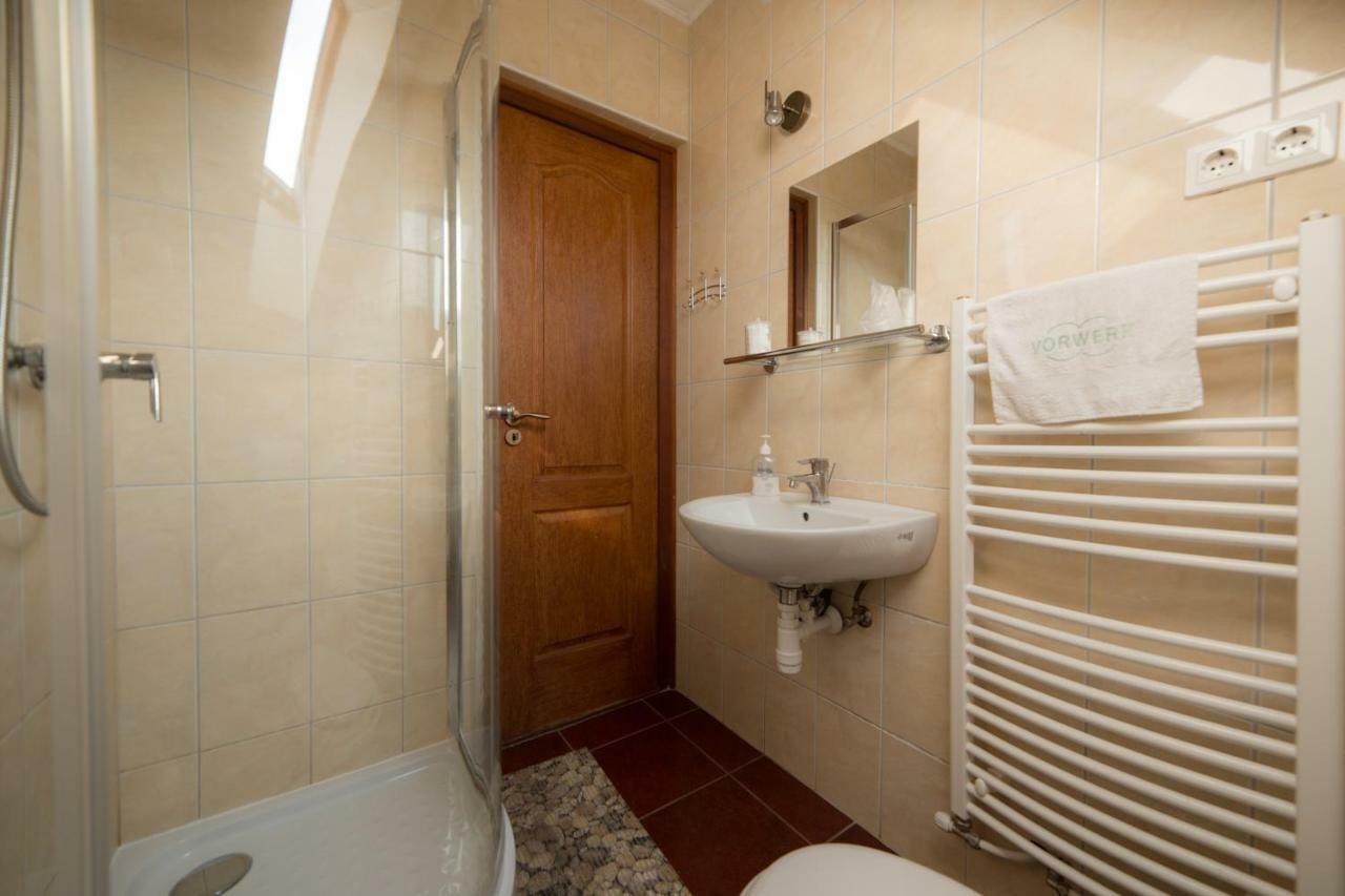 Bibic Vendeghazak Hotel Nagybajom Buitenkant foto