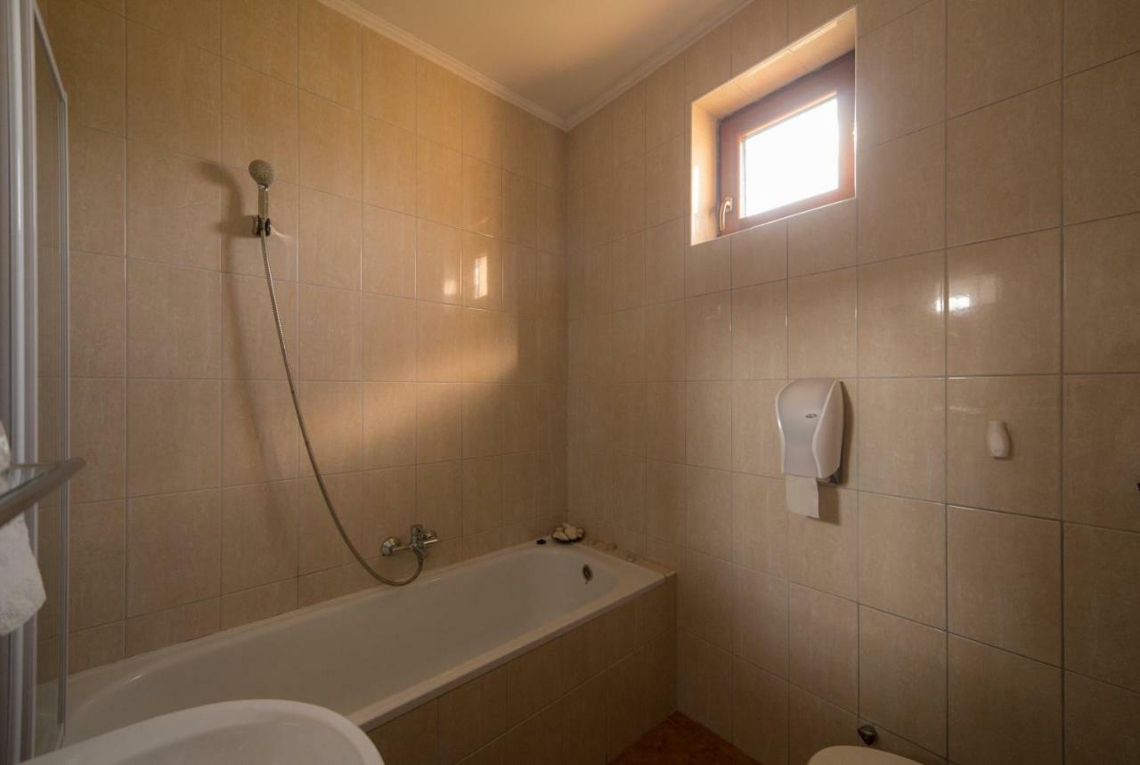 Bibic Vendeghazak Hotel Nagybajom Buitenkant foto